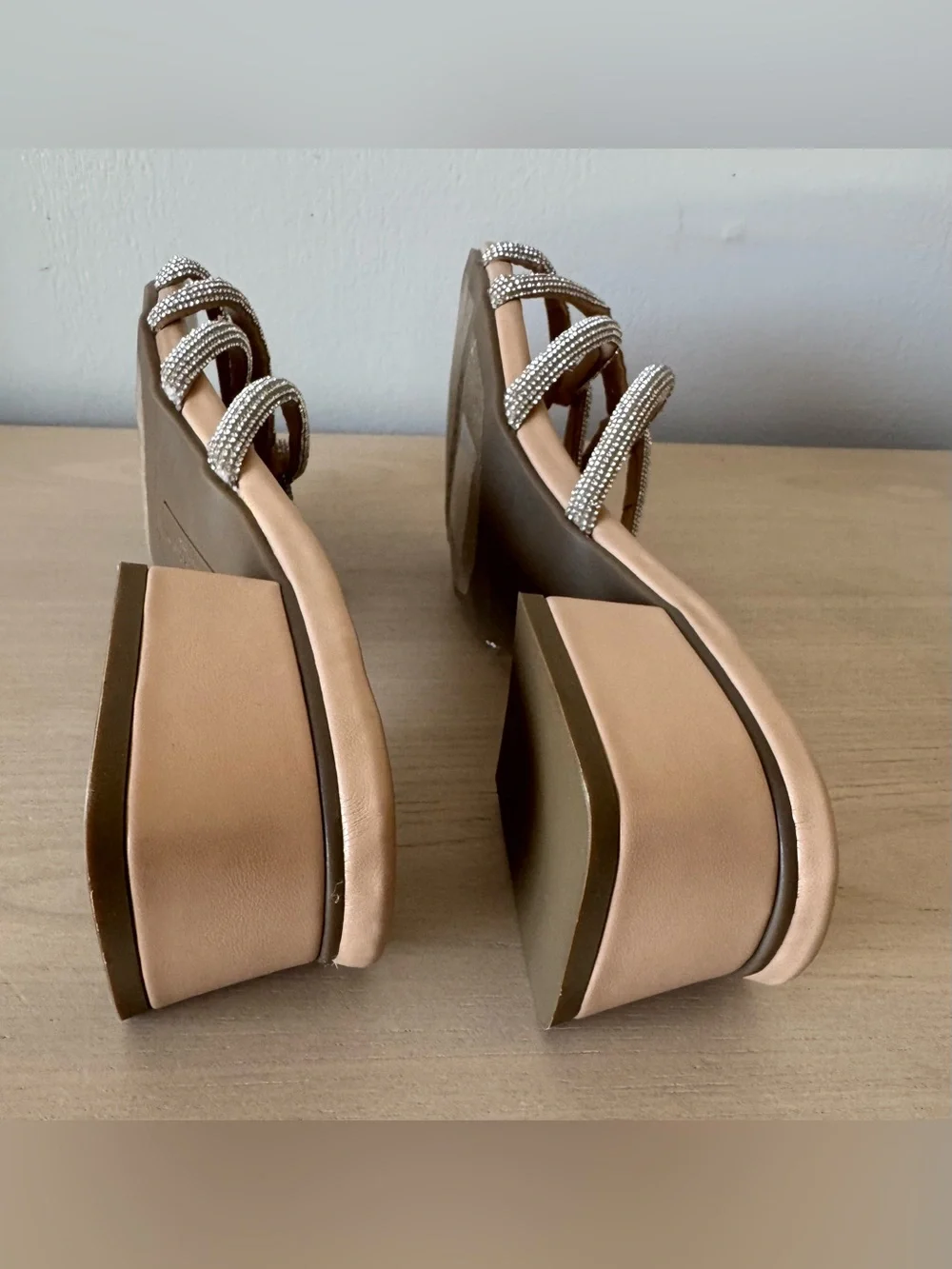 Anne Klein Nikole Beige Block Heel Sandals / Size 9 NWOB